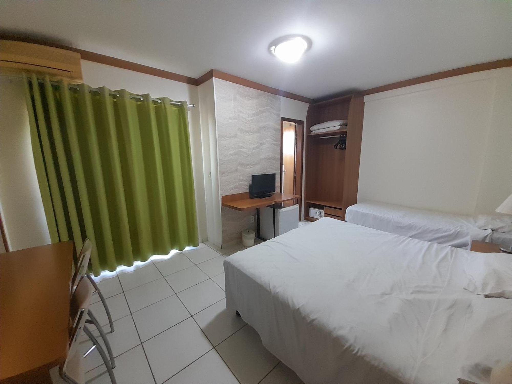 Resort Golden Dolphin Grand Hotel 517 Caldas Novas Exterior photo